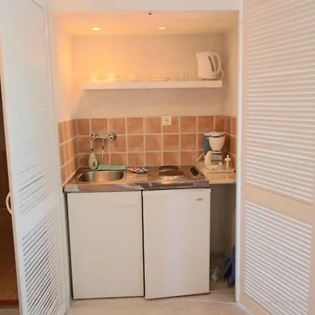 ゲストハウス Ariel 3*